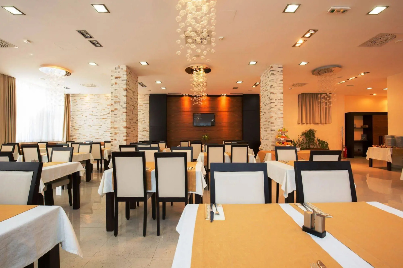 Nevski Hotel