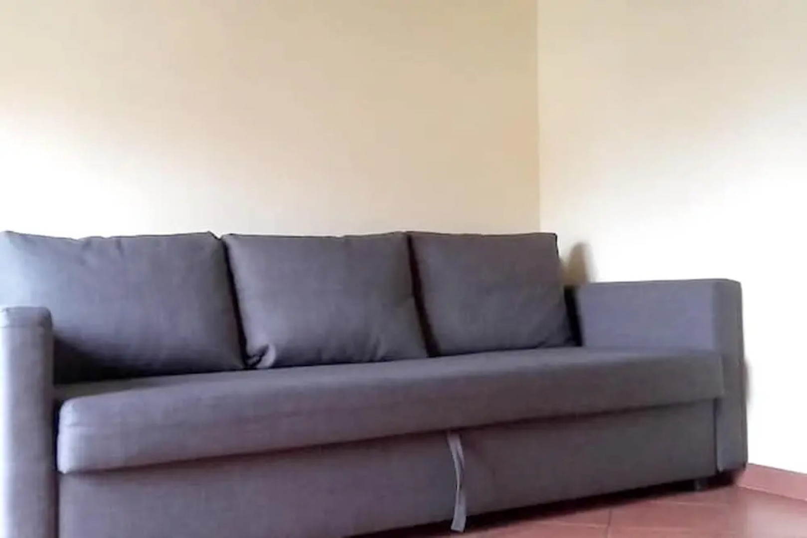 Apartment With one Bedroom in Melzo