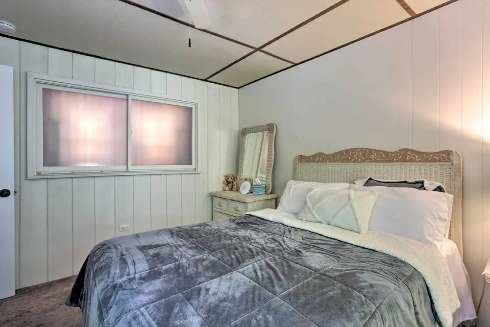 Dog-friendly Lake Ariel Resort Home w/ Deck!