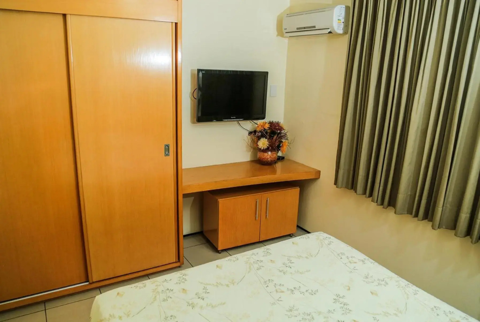 Praia Mansa Suíte Hotel