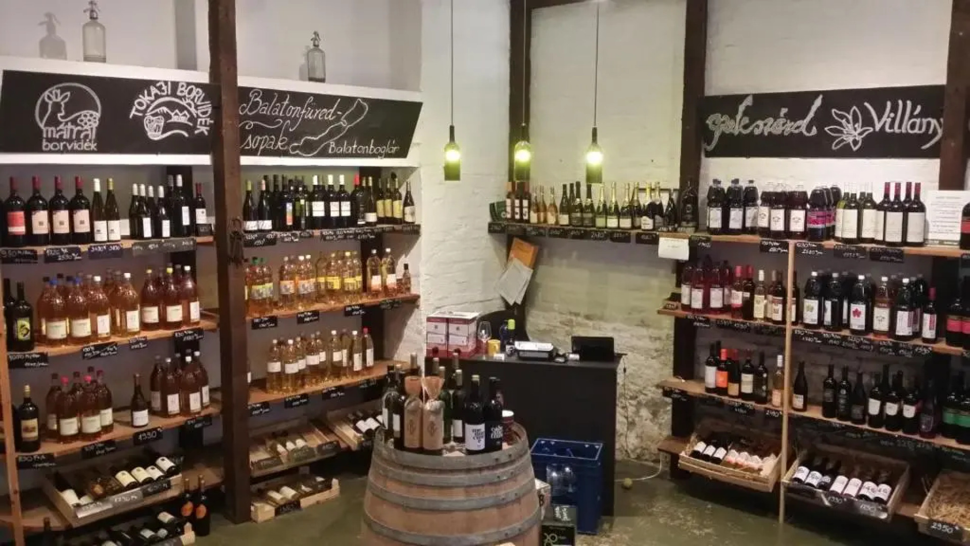 Király Str Apartman with free parking