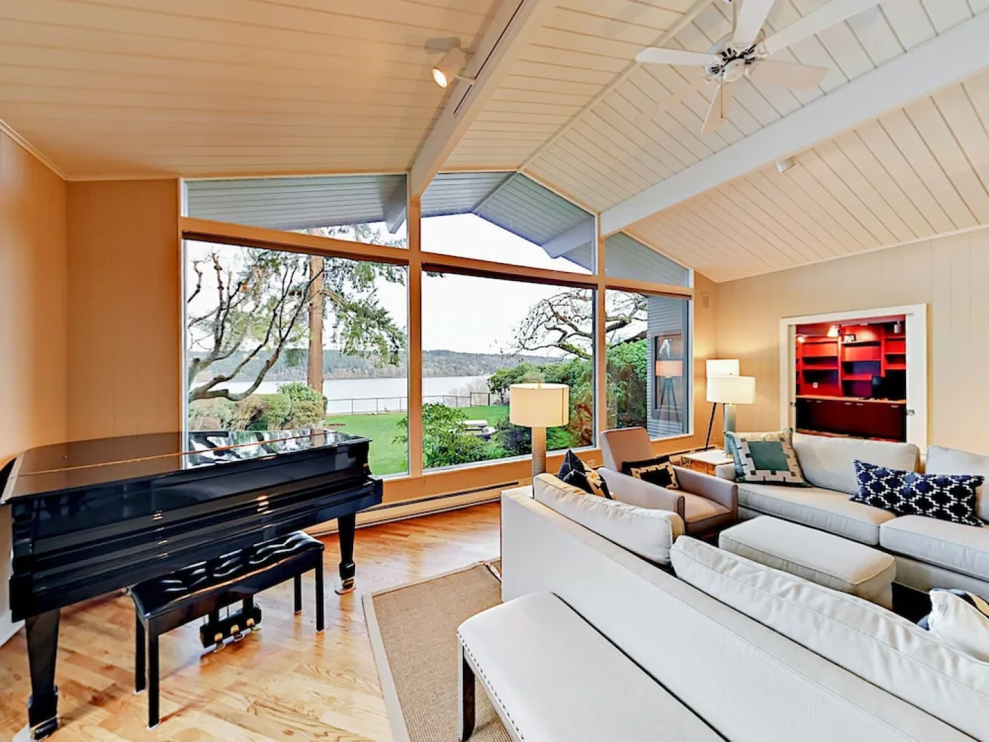 14521 40th Ave NE Home 3 Bedrooms 3 Bathrooms Home