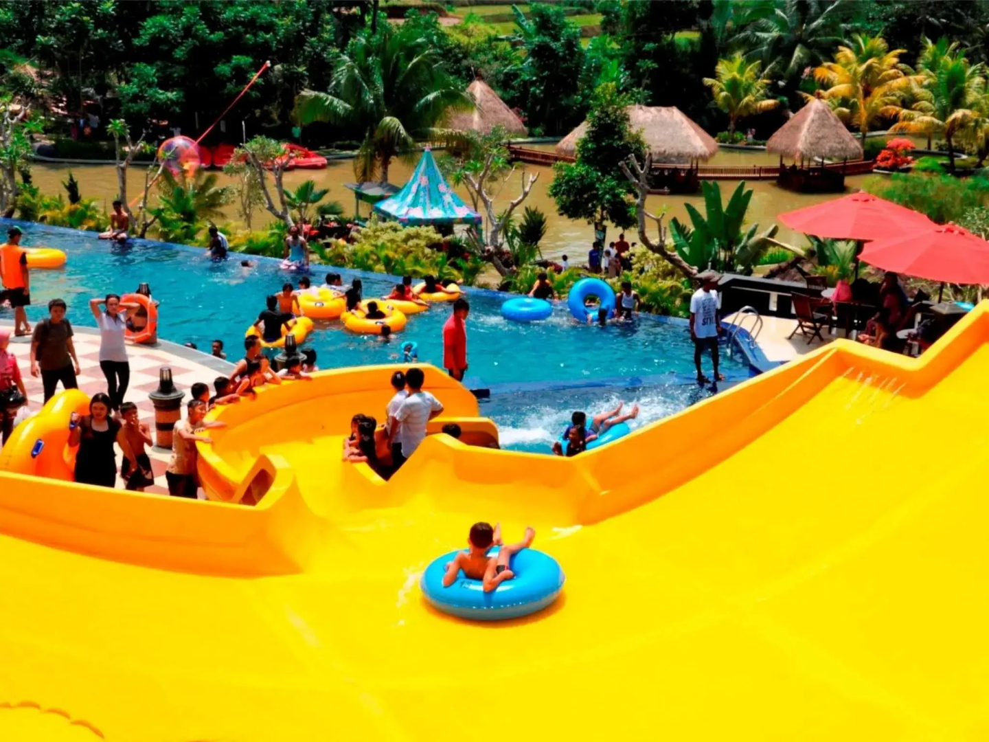 The Jhons Cianjur Aquatic Resort