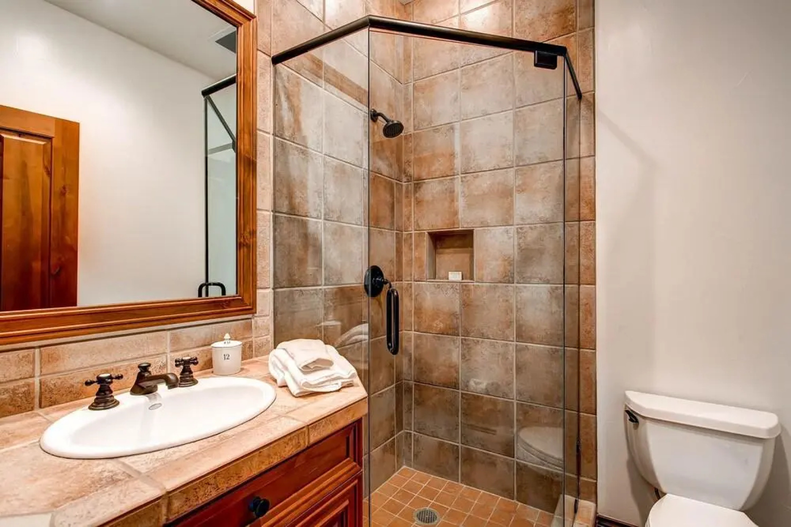 Villa Montane by East West Hospitality