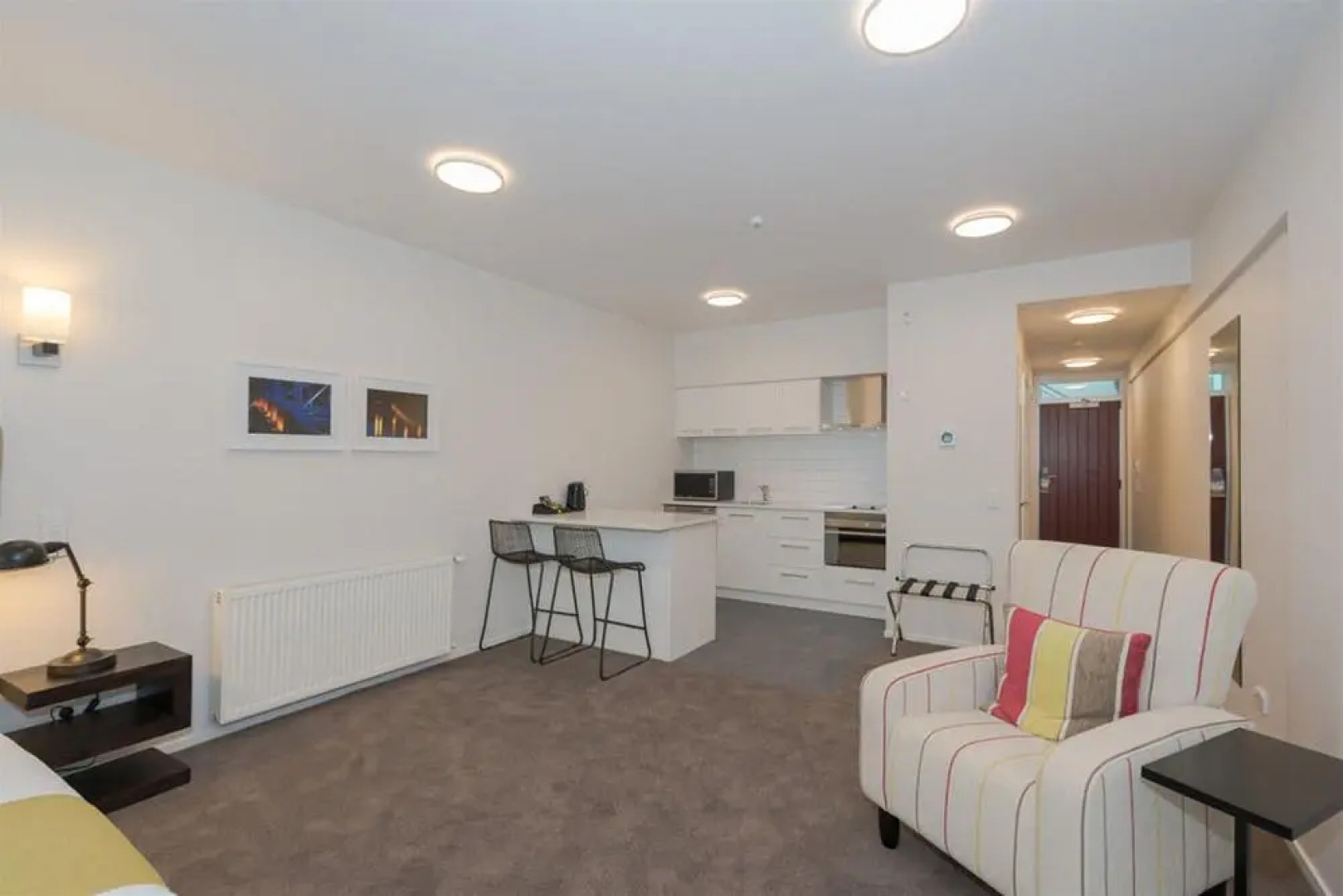 Clarion Suites Ambassador