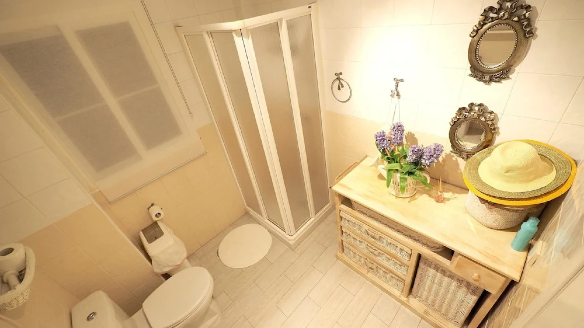 Villa With 4 Bedrooms in Tomares, With Private Pool, Enclosed Garden a