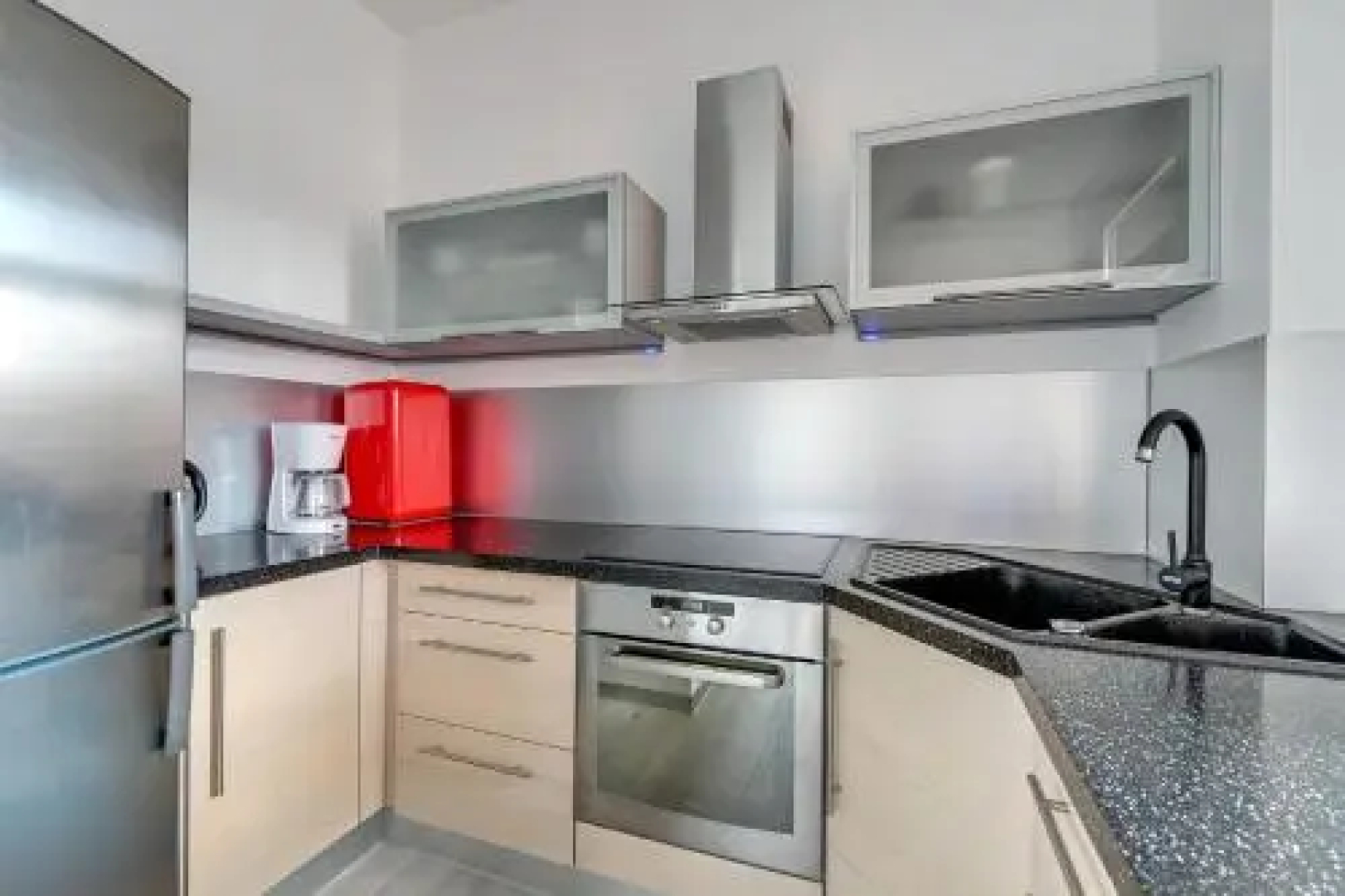 Neptun Park Superior Seaside Apartment