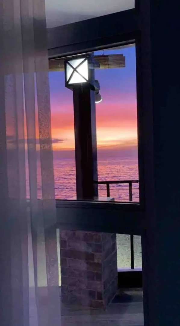 Alegria Water Front Beach House