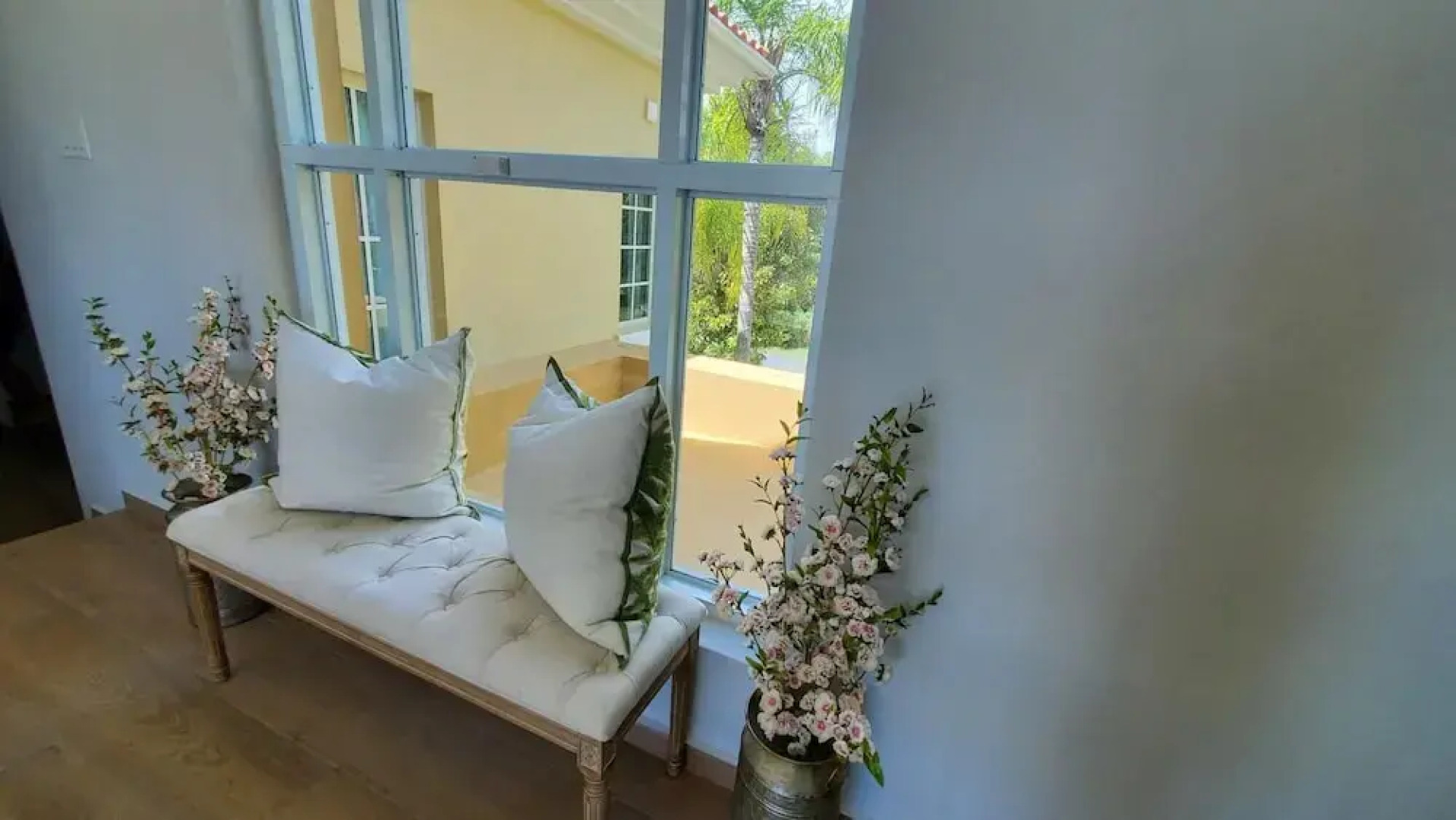 Luxury Home Spectacular Ocean Views Sensational Decor w Generator Sc53