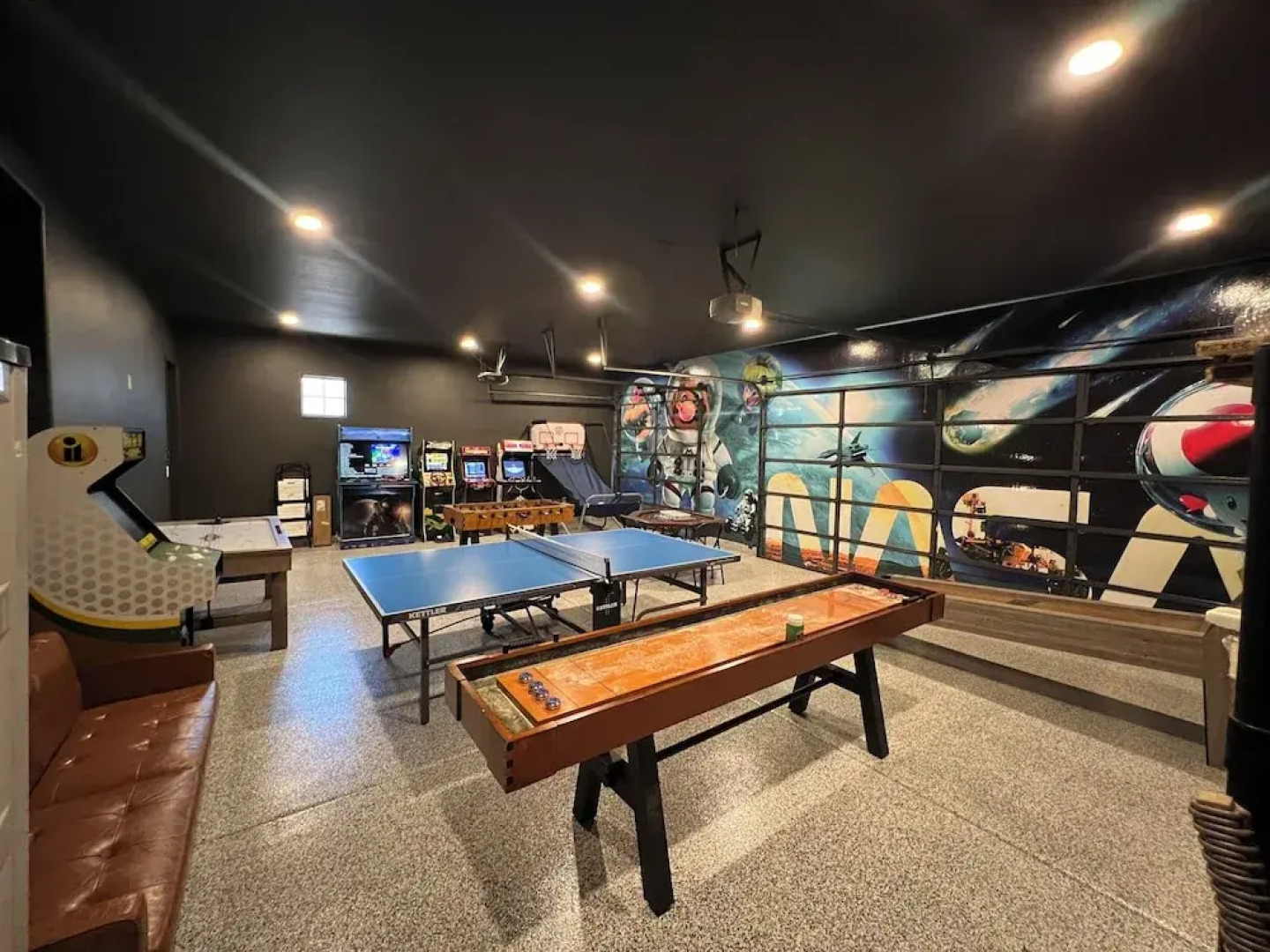 Wanderlust: Pool/spa, Waterslide, Firepit, Game Rm