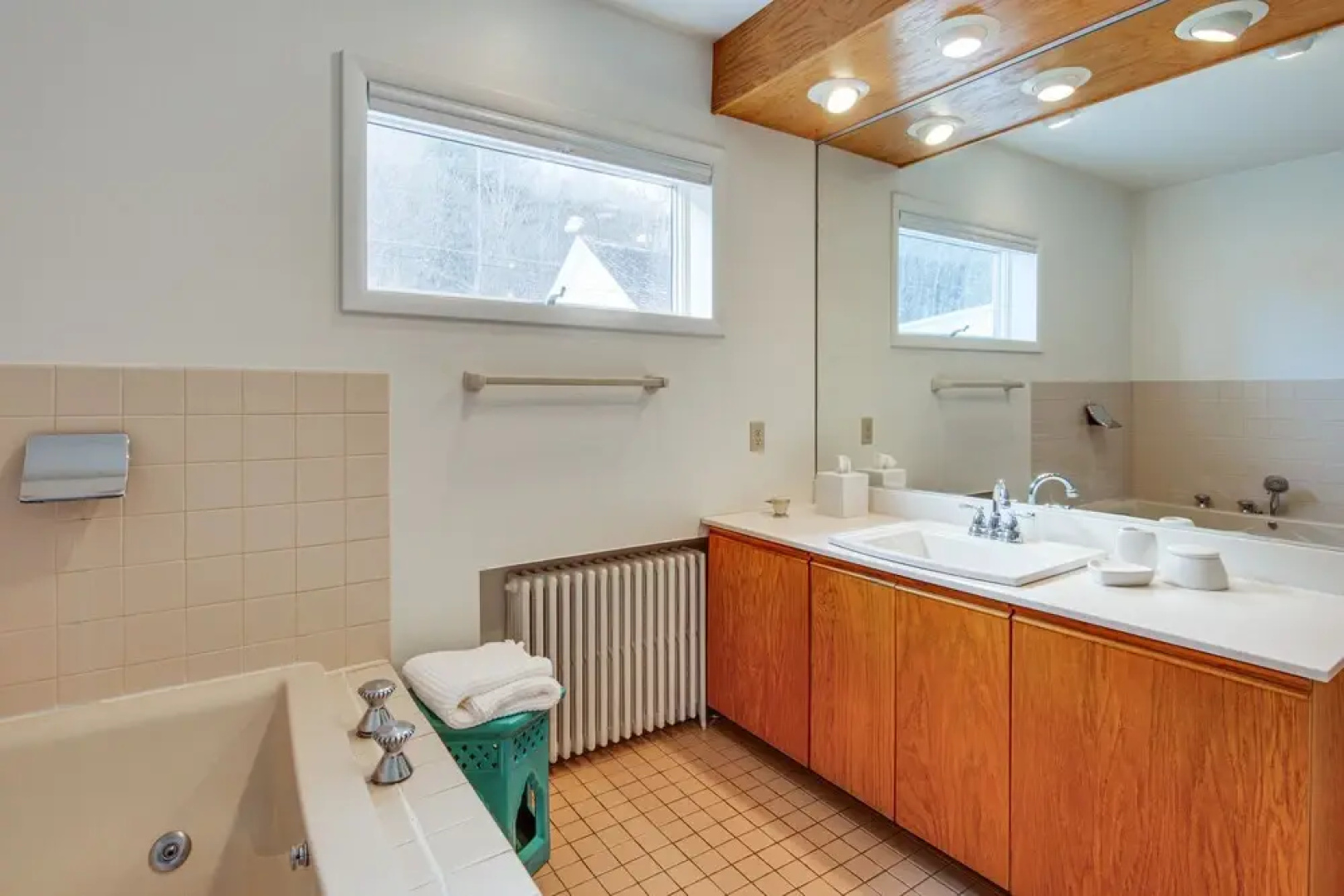 Charming & Spacious Olean Home w/ 2 Fireplaces