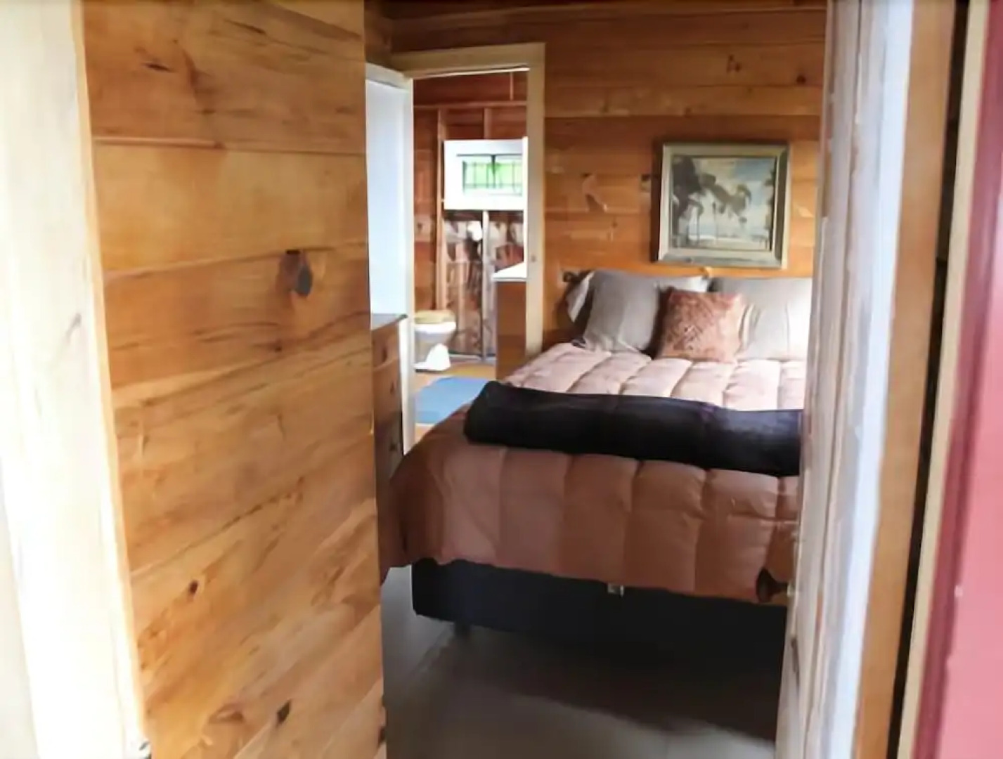 Jennifers Cottage - Two Bedroom Home