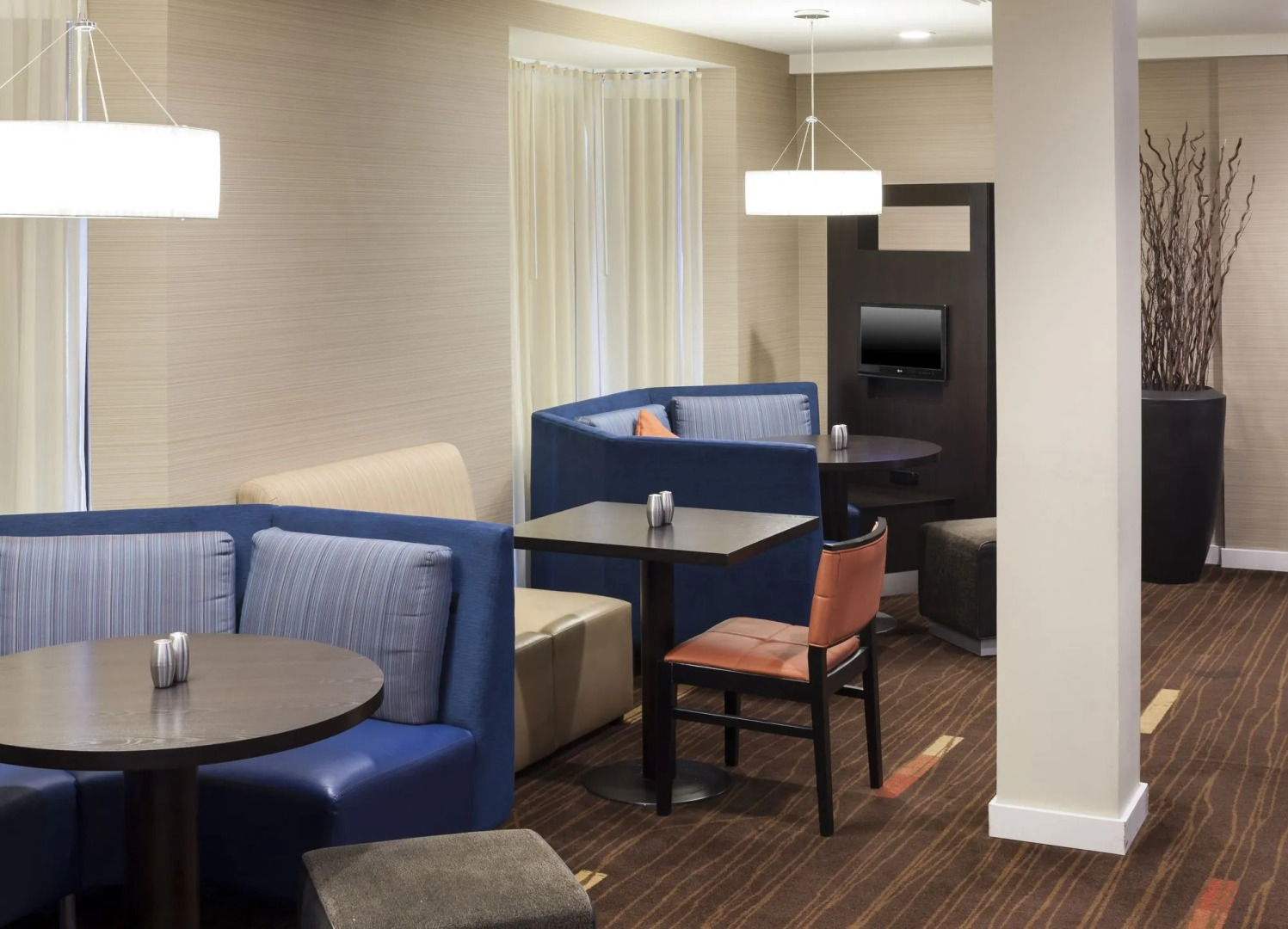 Courtyard by Marriott Wichita East