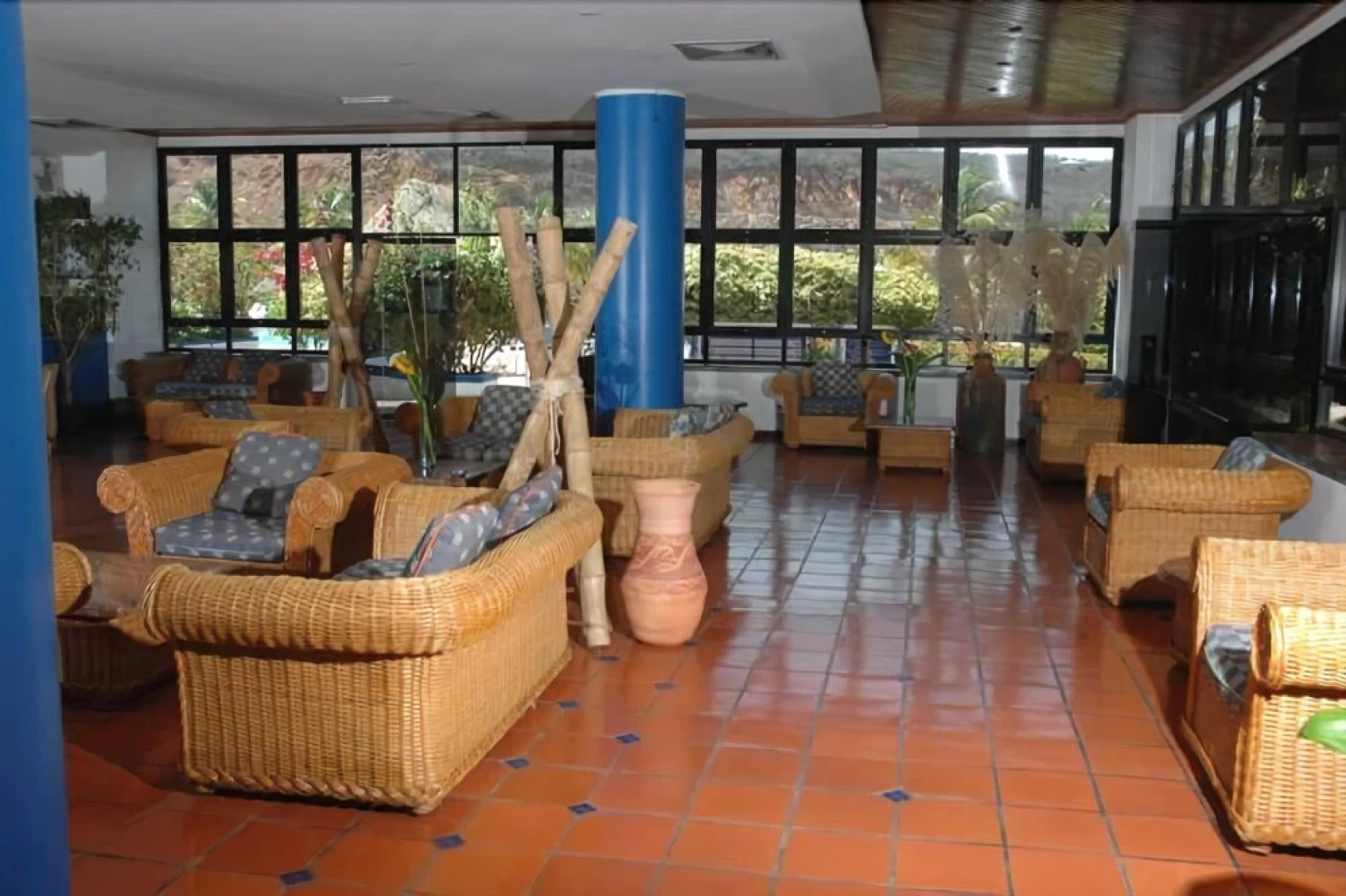 Nueva Toledo Suites & Hotel