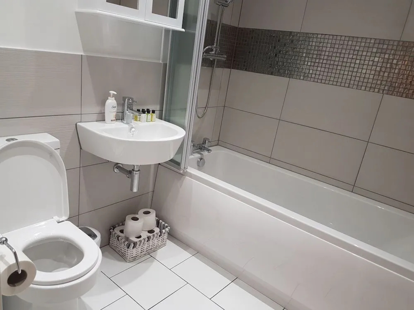 Genesis Home Serviced Apartment