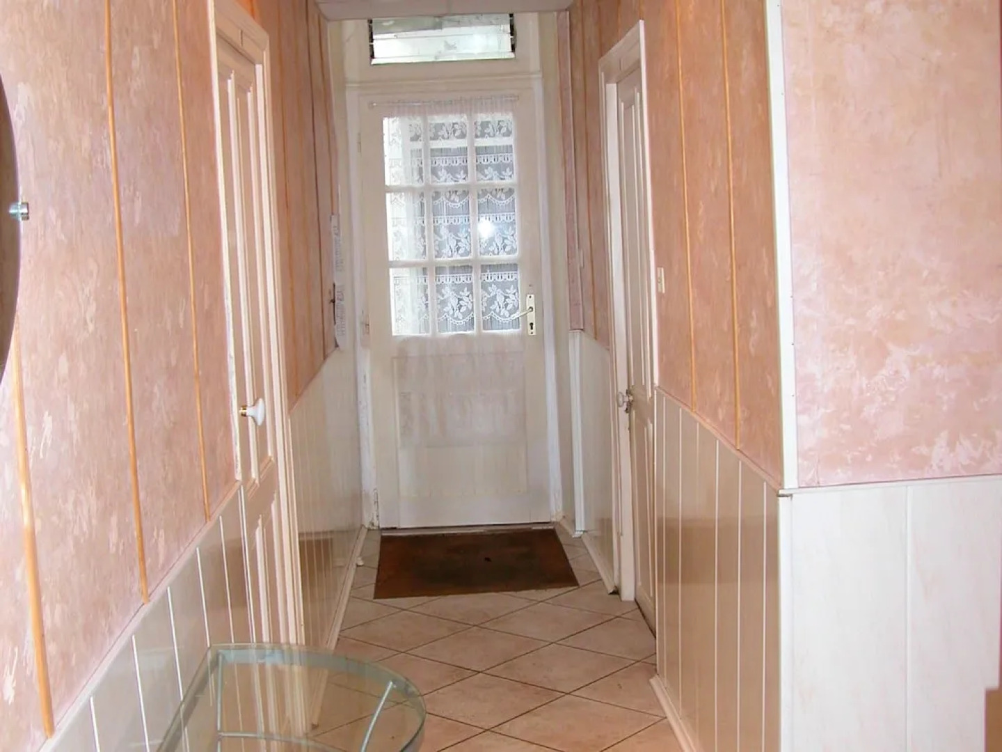 Studio in Néris-les-bains, With Enclosed Garden and Wifi