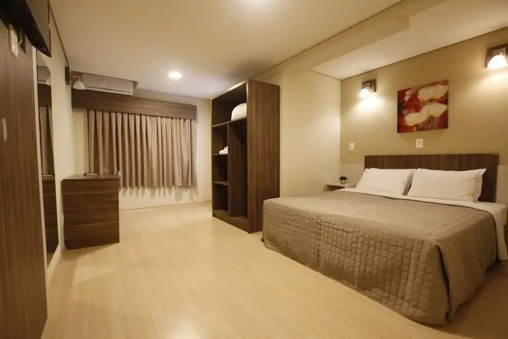 Hotel Klein Vllle Plus