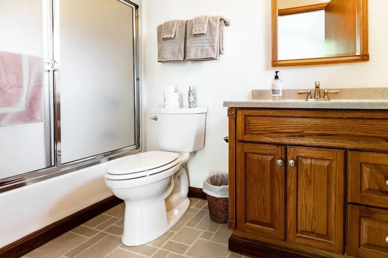 The Inn at Tern Lake