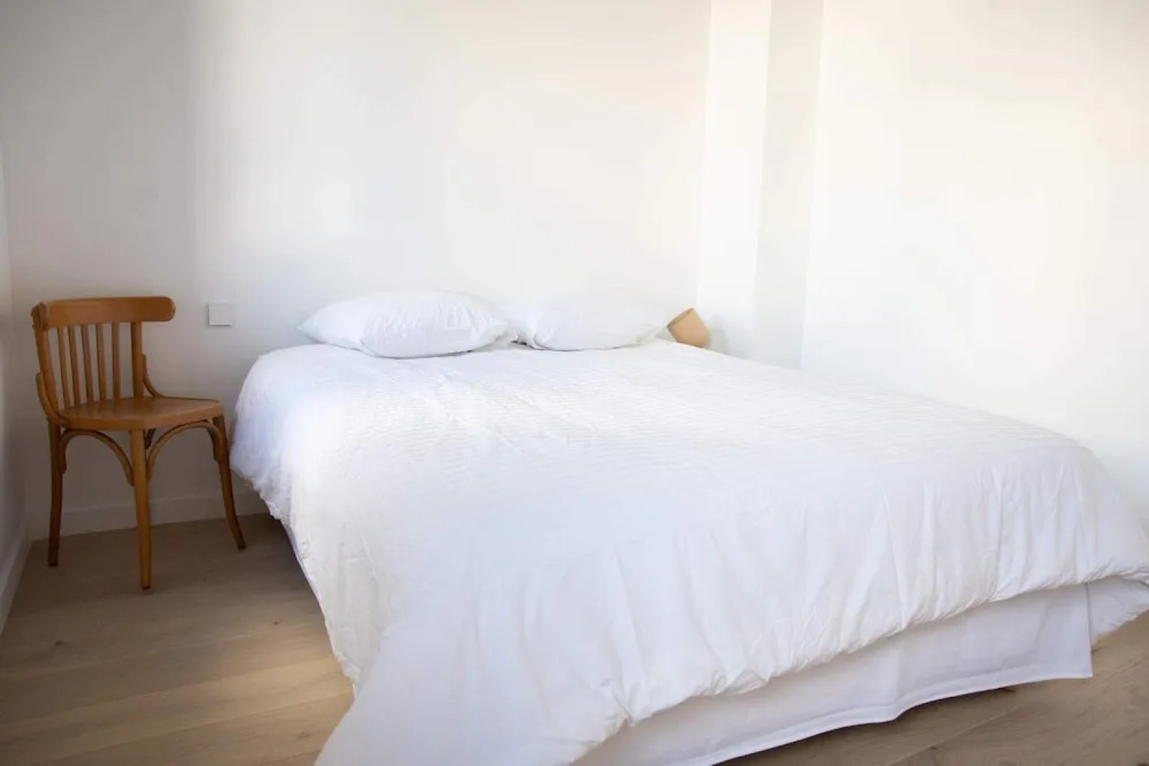 Loft With 4 Bedrooms, Terrace, Very Close to Paris