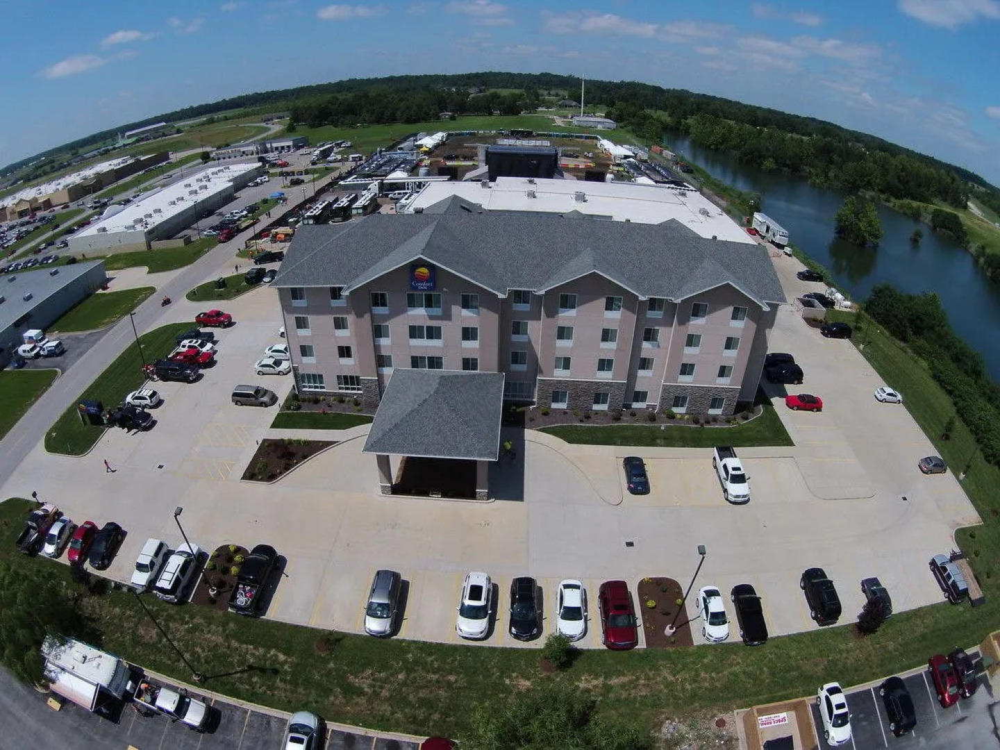 Comfort Inn & Suites Marion I-57