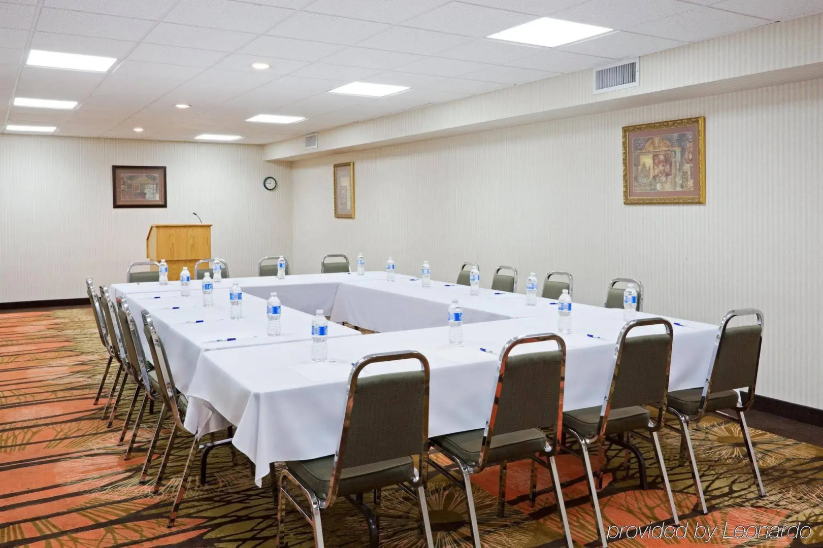 Quality Inn & Suites Regina Downtown