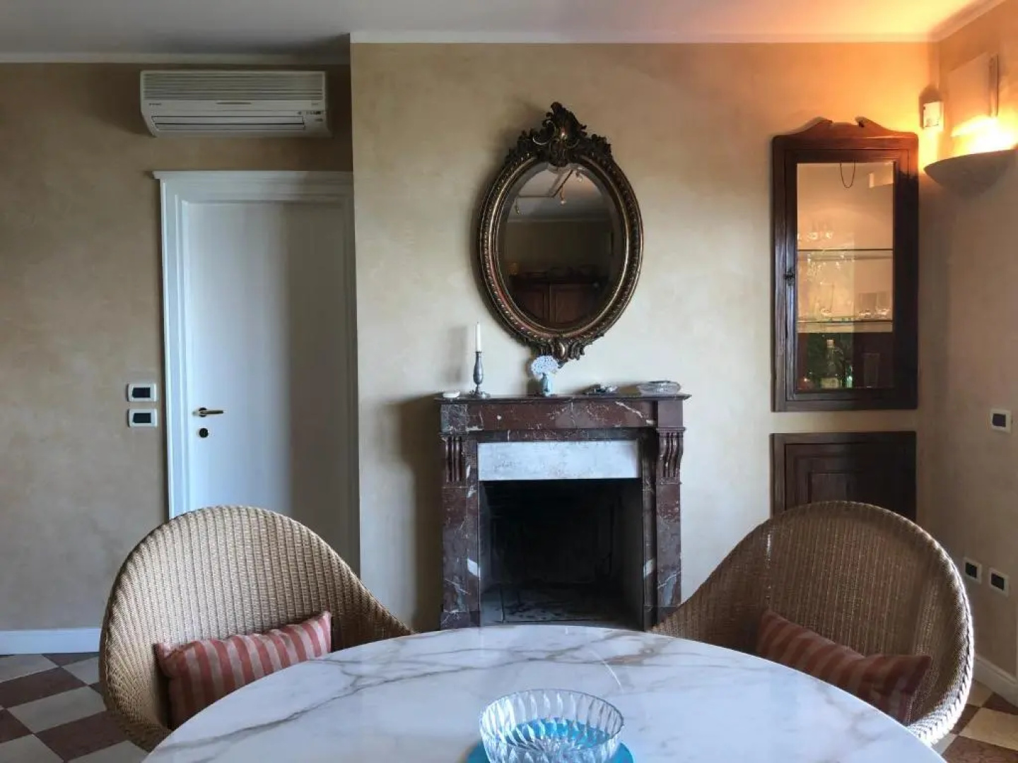 Lake Front Luxury Suites (Adults Only)