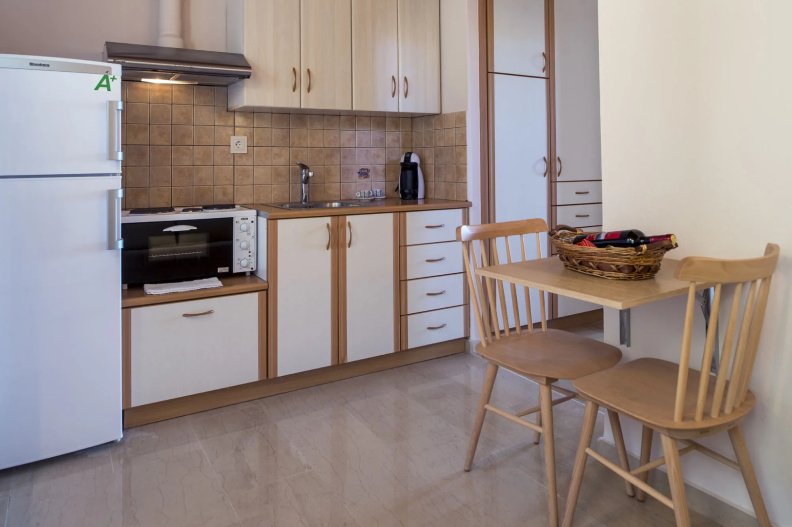 Krouzeri Beach Apartments