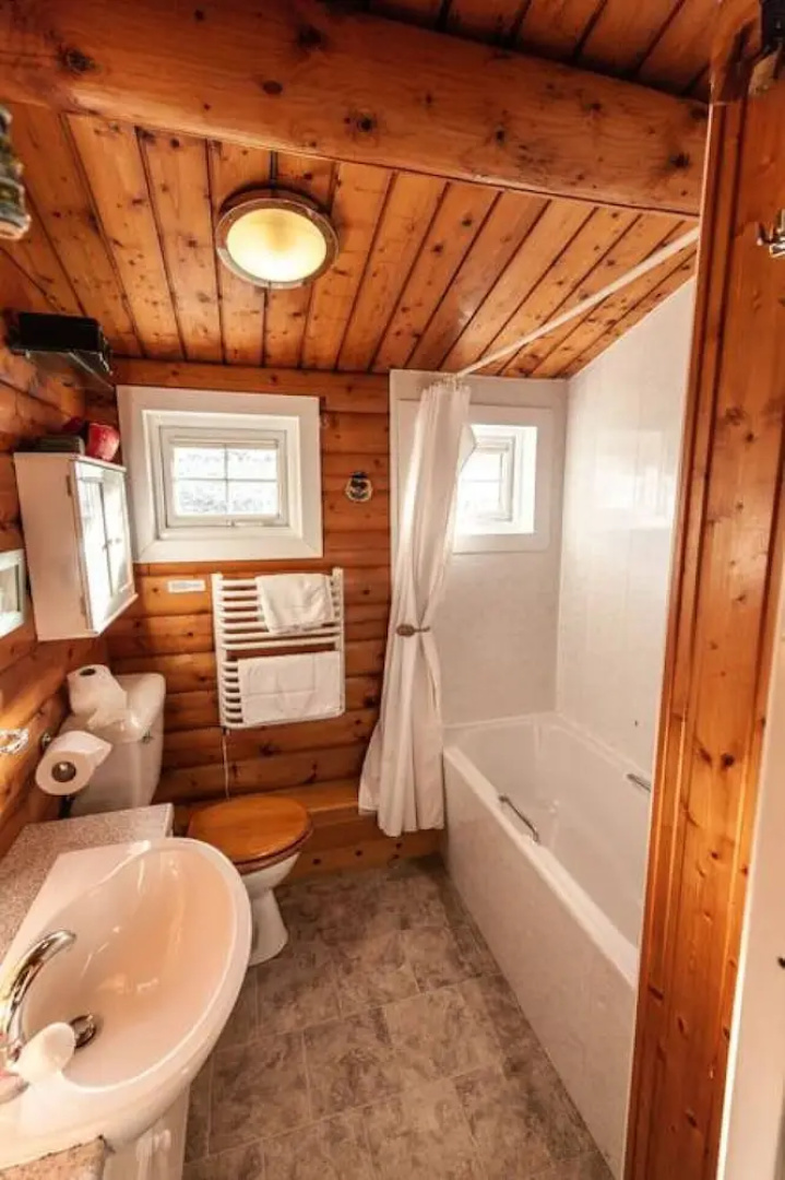 Spacious 3 Bed Log Cabin in Snowdonia