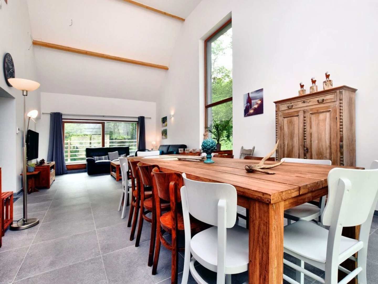 Luxurious Holiday Home in Beauraing with Sauna