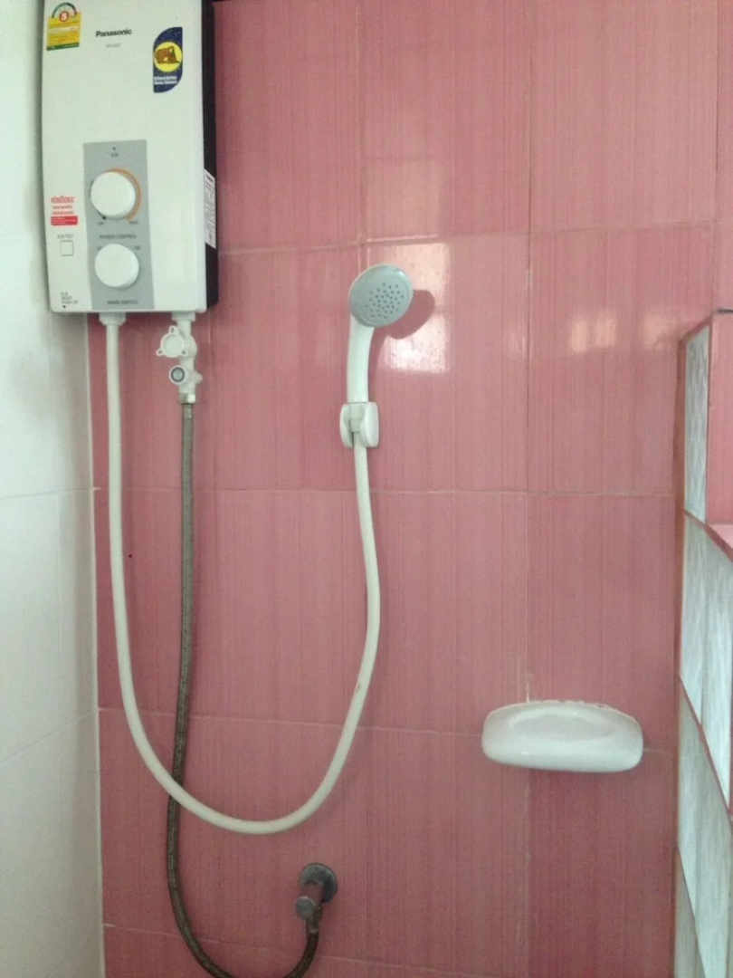 Yaowamal Apartment