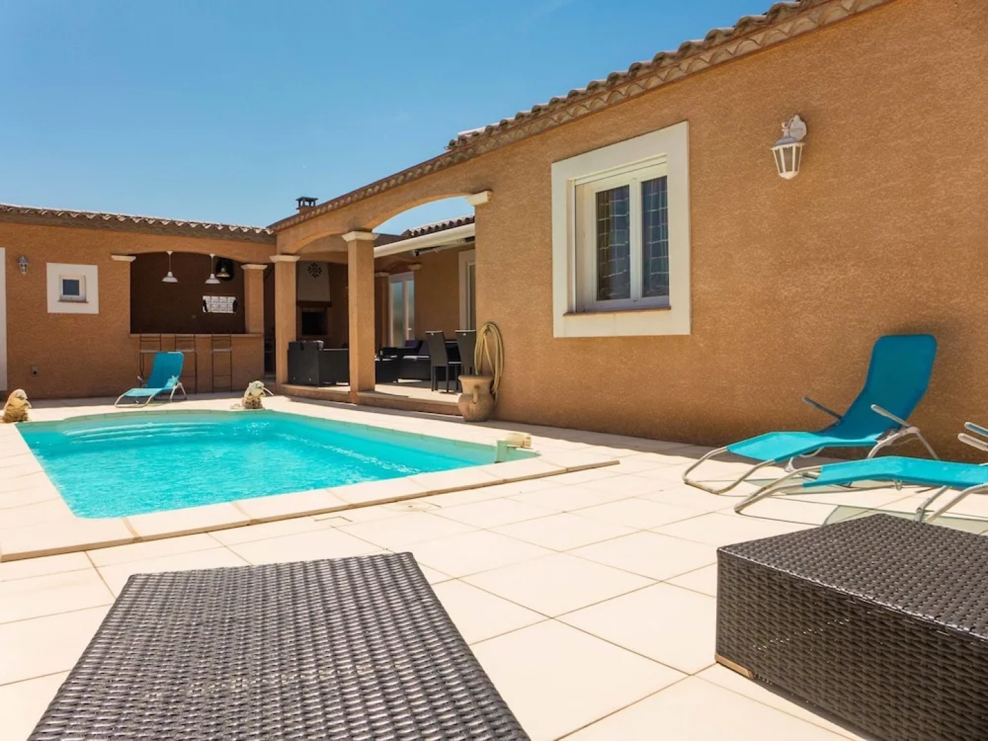 Spacious Furnished Holiday Villa With Private Pool and Covered Terrace