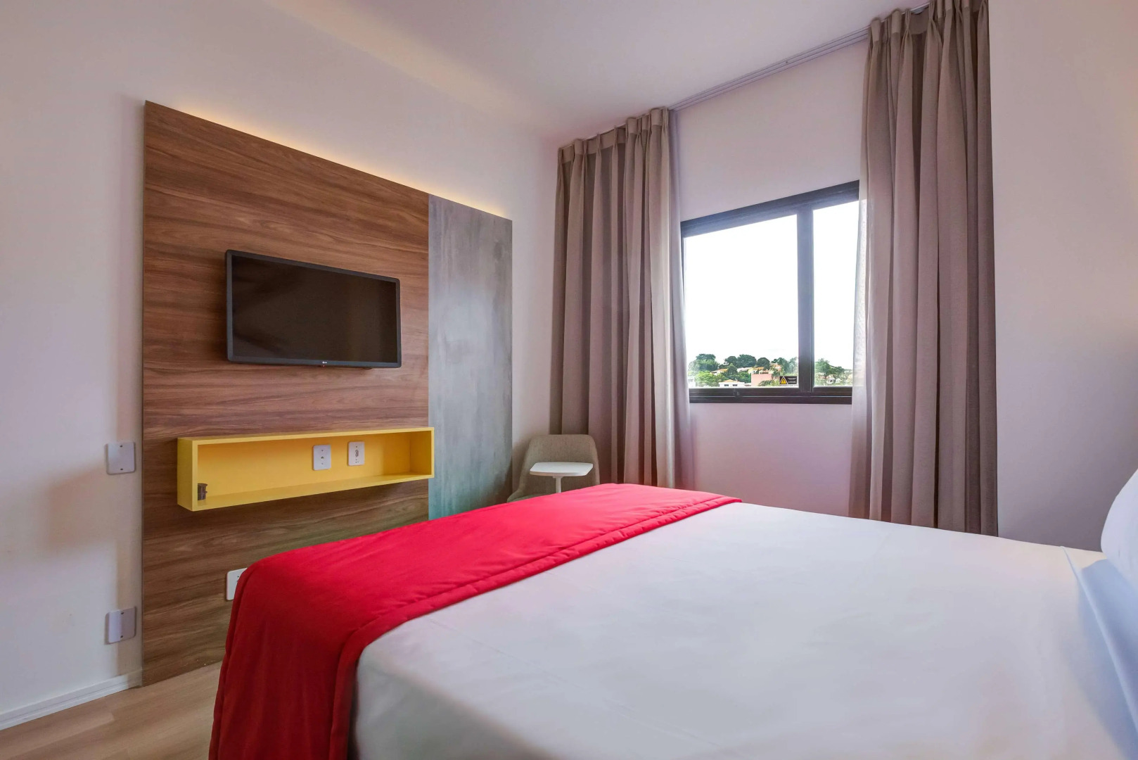 Summit Suítes Hotel Cruzeiro