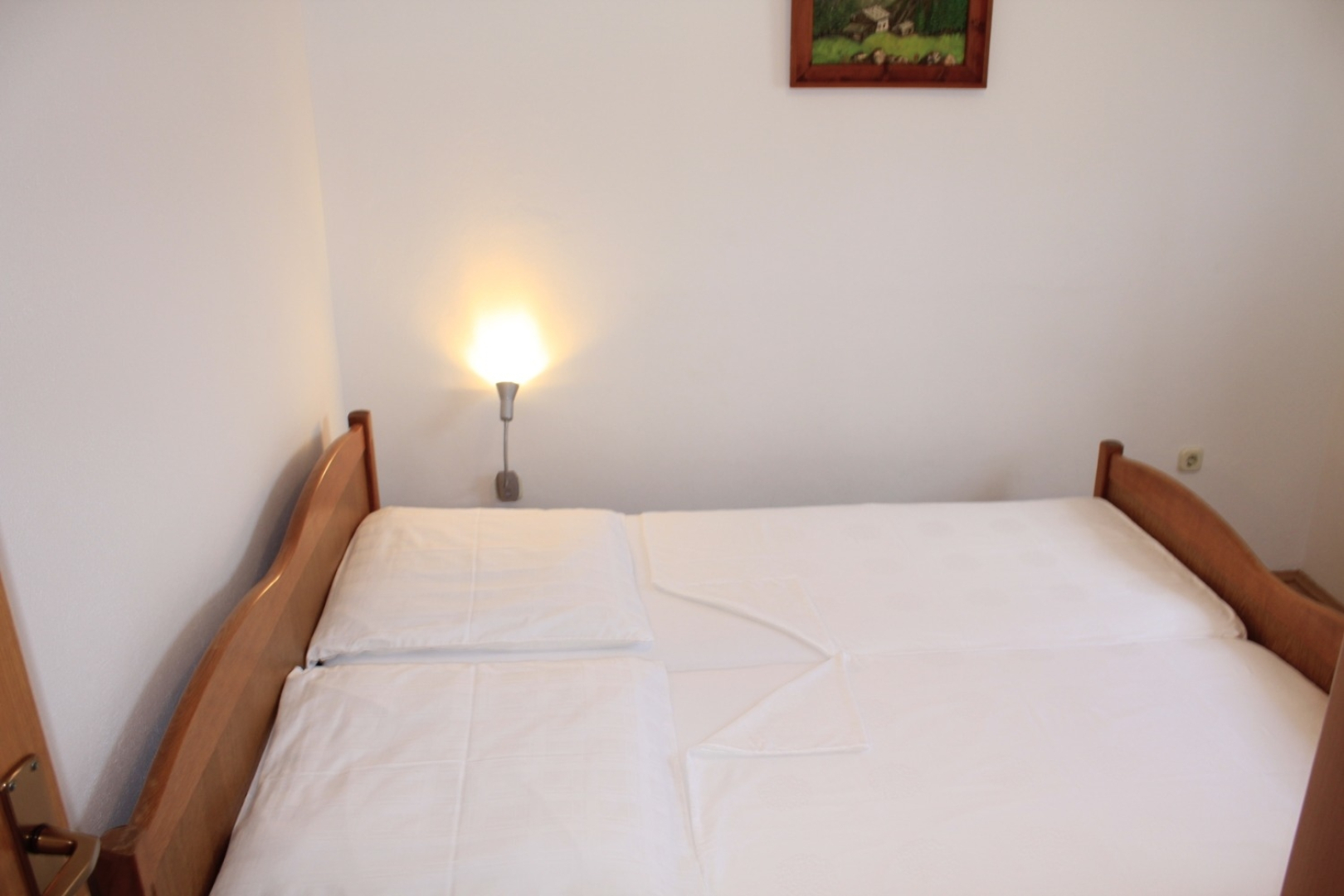 Apartment Ivan - 300 m from sea: A3 Nin, Zadar riviera