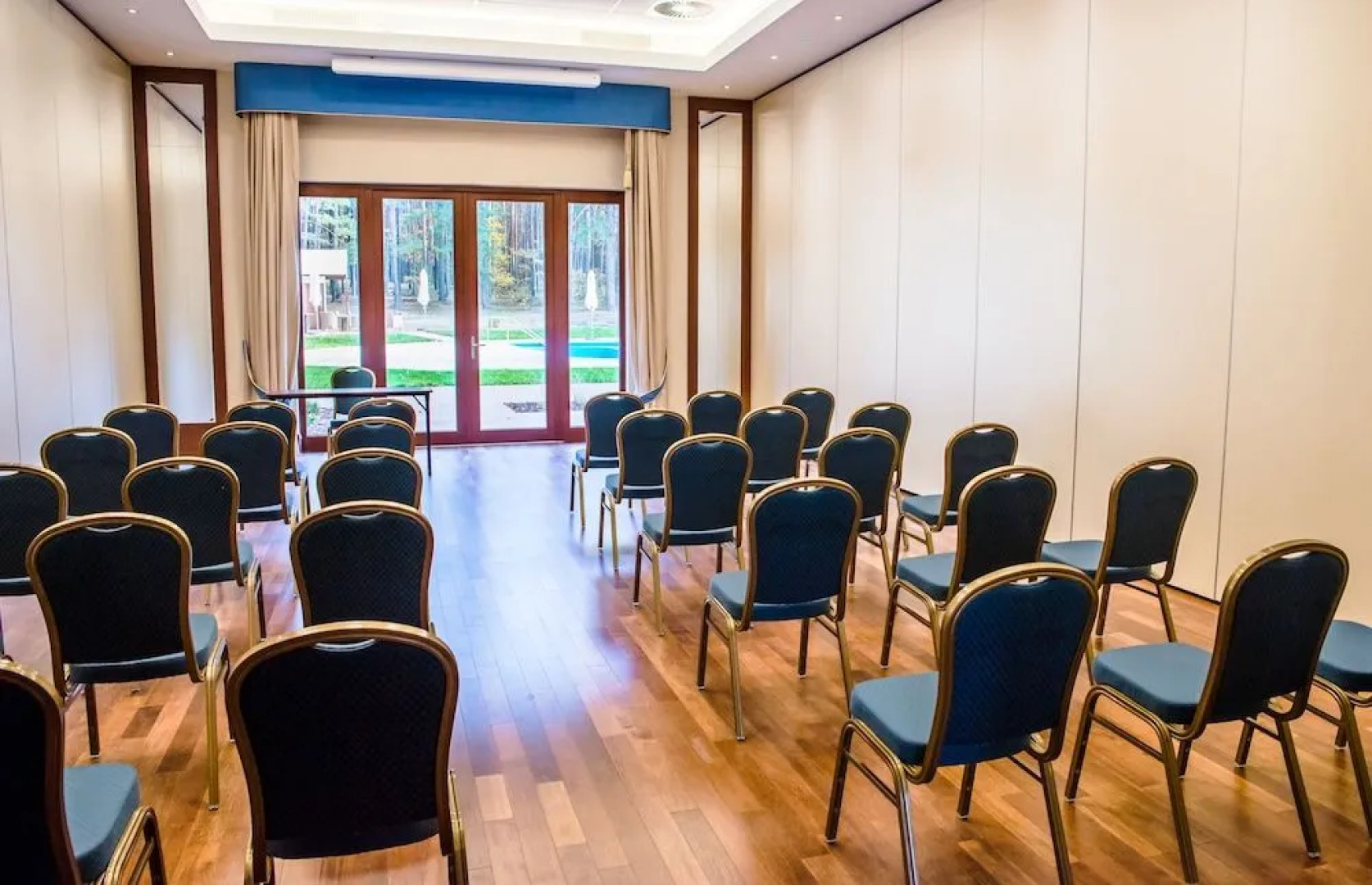 Las Woda Park Rekreacyjno-Biznesowy