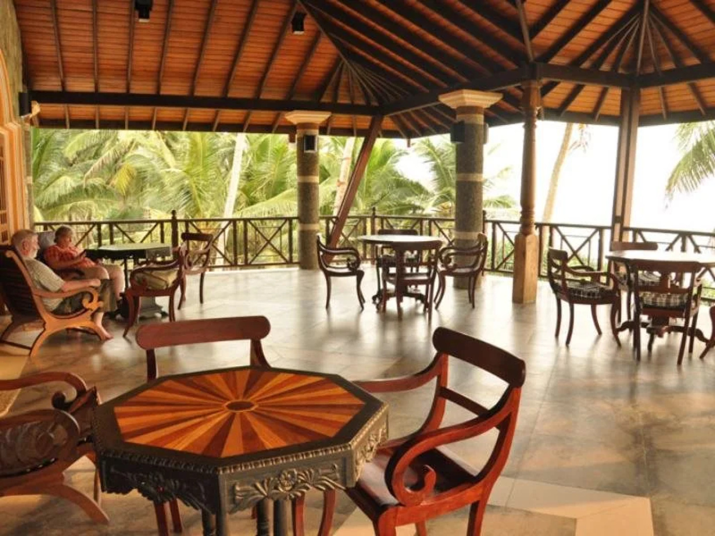 Warahena Beach Hotel