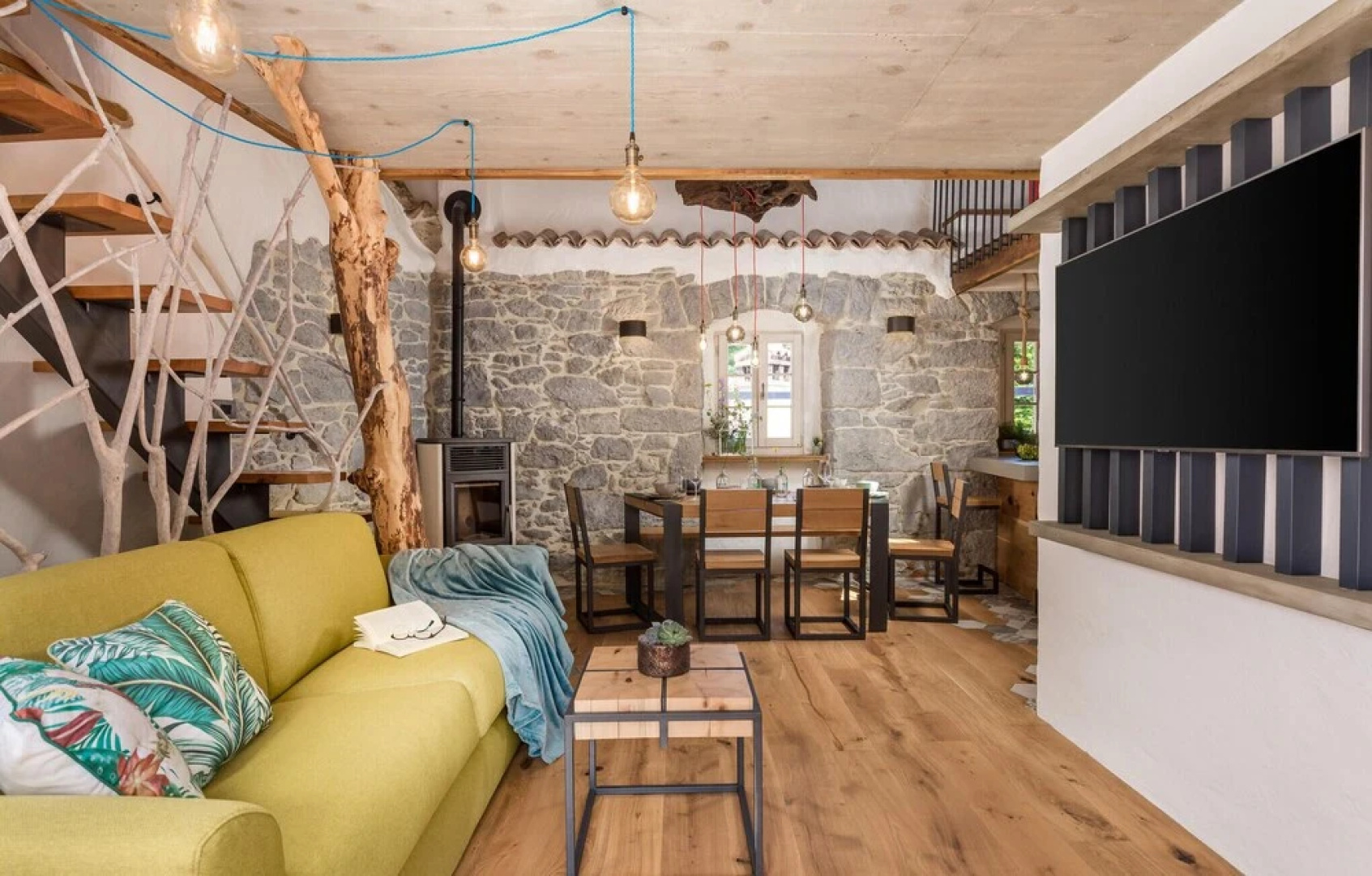 Awesome Home in Mucici With 2 Bedrooms, Wifi and Outdoor Swimming Pool