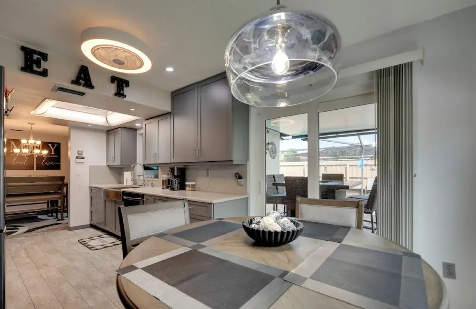 Home Near Werner-boyce & New Port Richey!