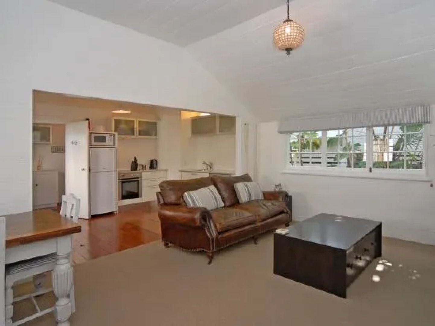 Historic Colenso Cottage