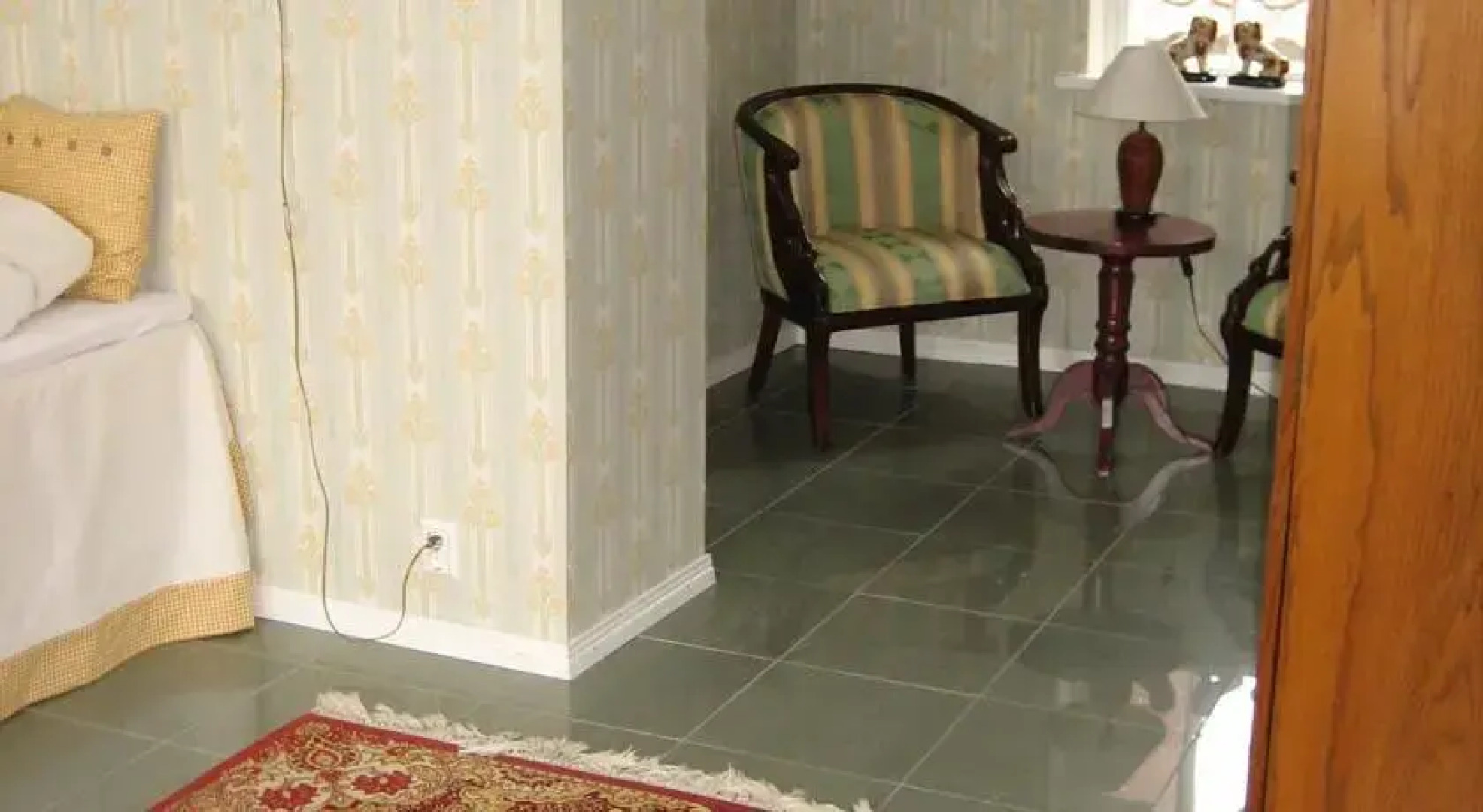 Vanhankaupungin Ravintola & Majatalo