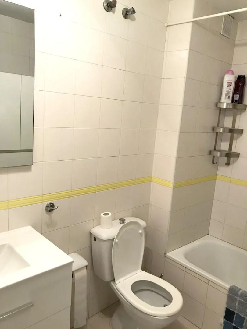 Apartment With 2 Bedrooms in Motril, With Pool Access and Wifi Near the Beach