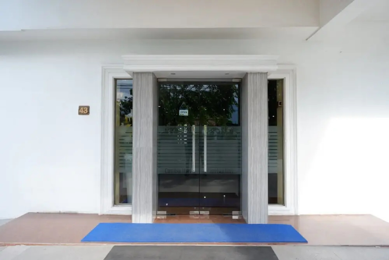 Airy Tanjung Tururuka 43 Palu