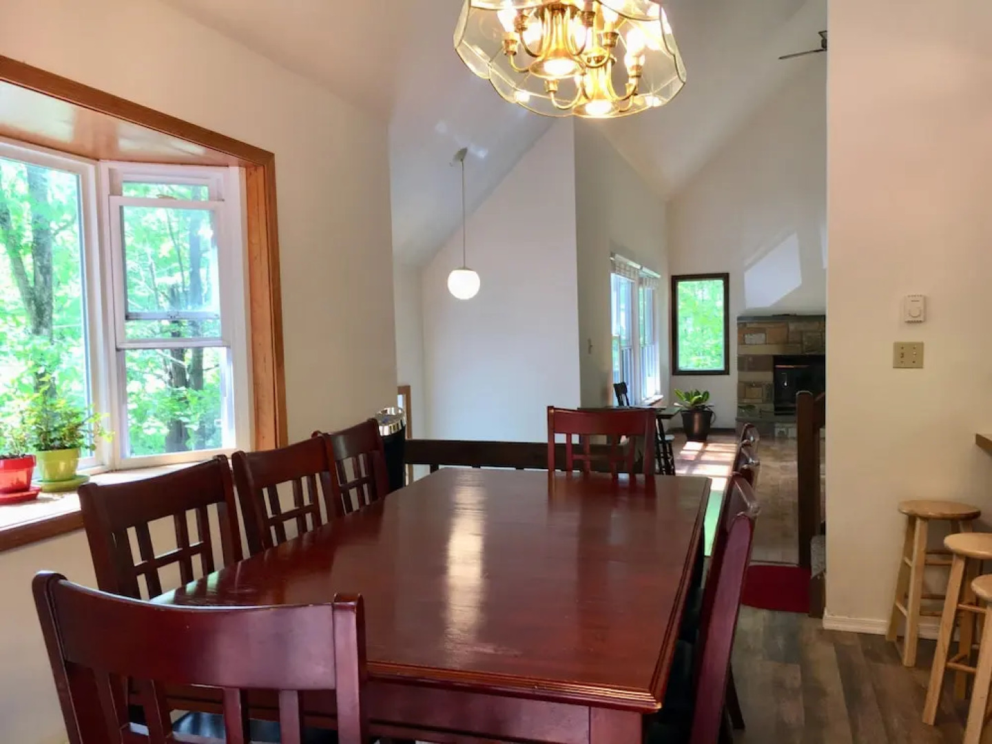 Beautiful Lakeside House Near Camelback