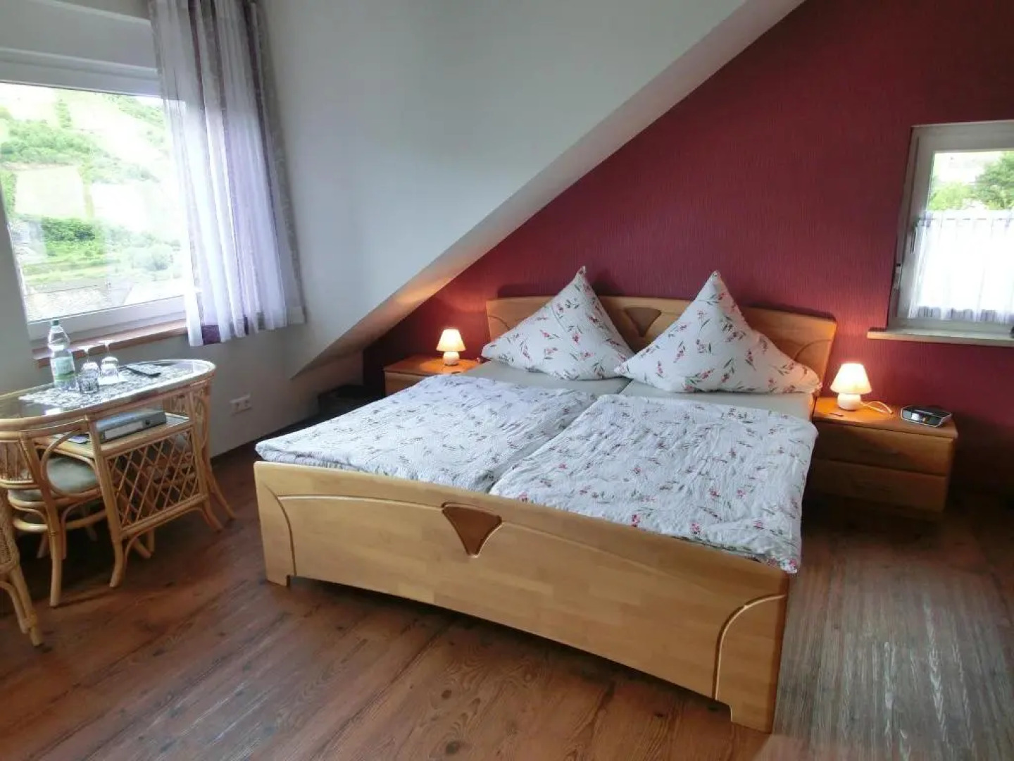 Ferienweingut Hirschen Schulstrasse