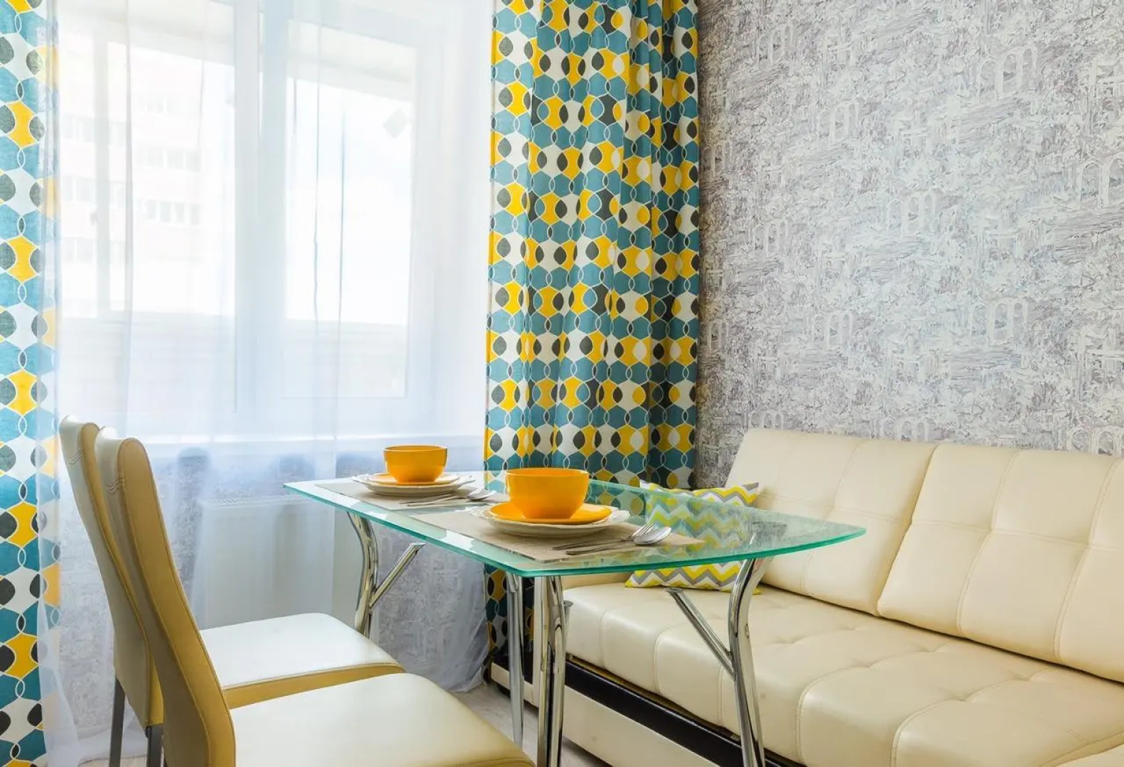 Rental Family Rooms (Рентал Фэмили) на Олимпийском бульваре 6