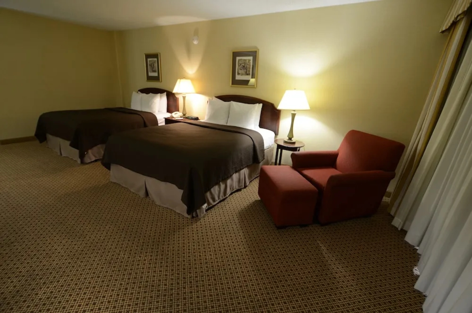 Holiday Inn Park Plaza