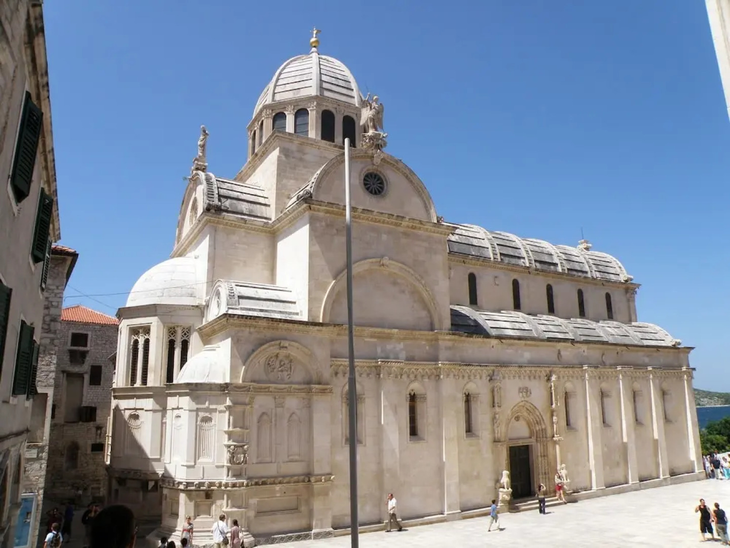 Restful Villa in Brodarica With Sauna