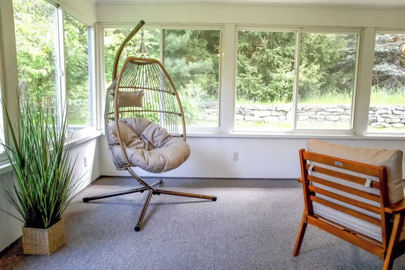 Vacation Rental Home ~ 2 Mi to Windham Mountain!