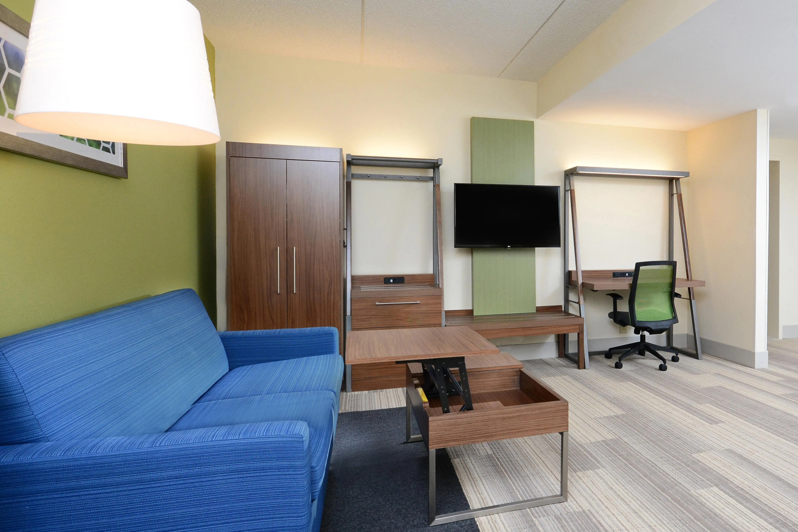 Holiday Inn Express & Suites Raleigh Durham Airport at RTP by IHG