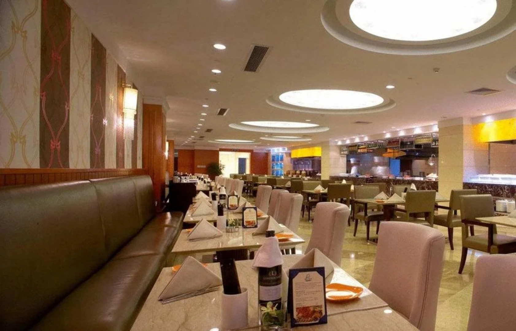 Grand New Century Hotel Ninghai Jinhai