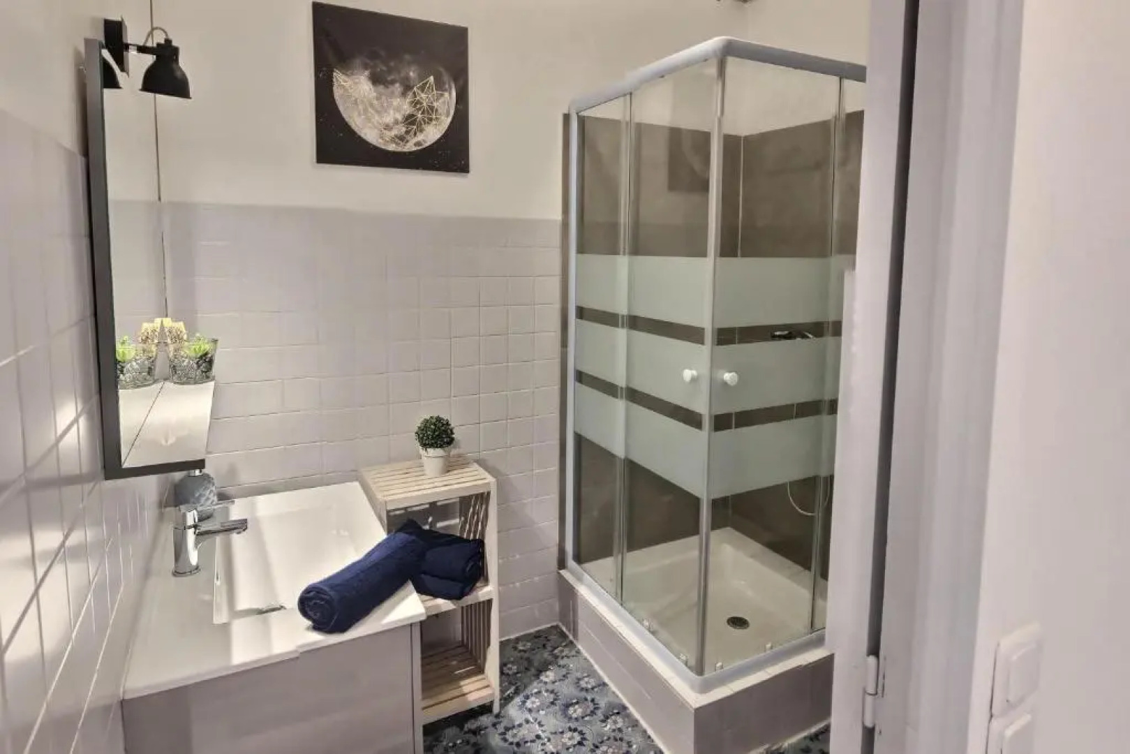 Studio vue sur le clocher, au calme Moustiers #3